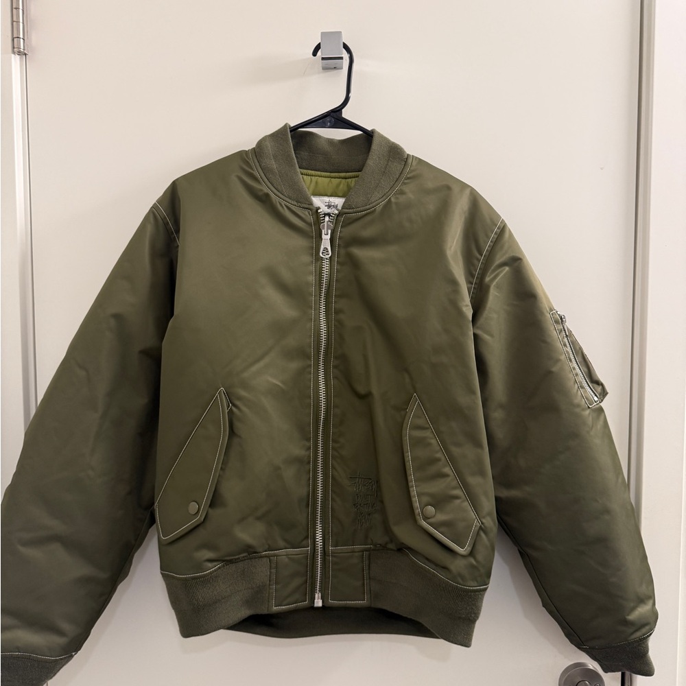 STUSSY BUILT REVERSIBLE BOMBER JACKET - UNISEX SIZE SMALL